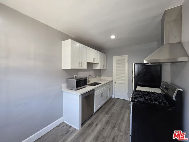 1430 Franklin Street E, Santa Monica, CA 90404