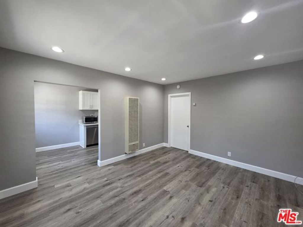 1430 Franklin Street E, Santa Monica, CA 90404