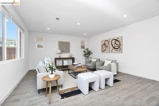 321 Hanson Ln, Brentwood, CA 94513