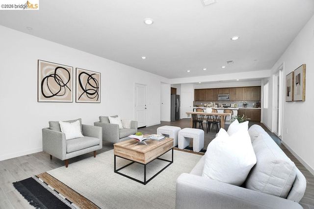 321 Hanson Ln, Brentwood, CA 94513