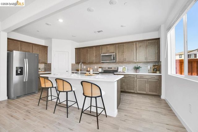321 Hanson Ln, Brentwood, CA 94513
