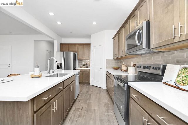 321 Hanson Ln, Brentwood, CA 94513