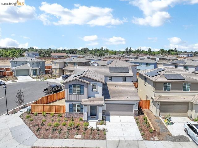 321 Hanson Ln, Brentwood, CA 94513