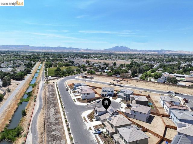 321 Hanson Ln, Brentwood, CA 94513