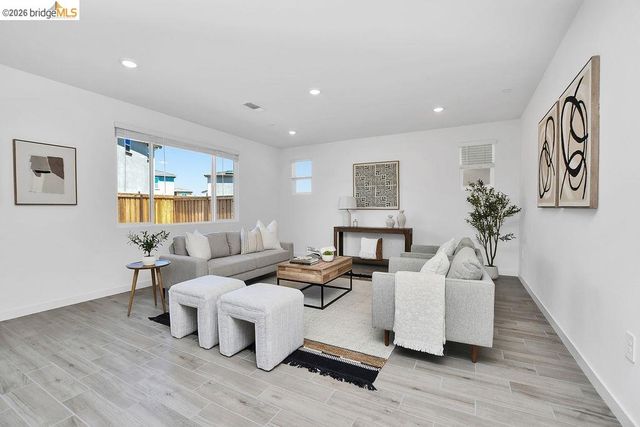 321 Hanson Ln, Brentwood, CA 94513