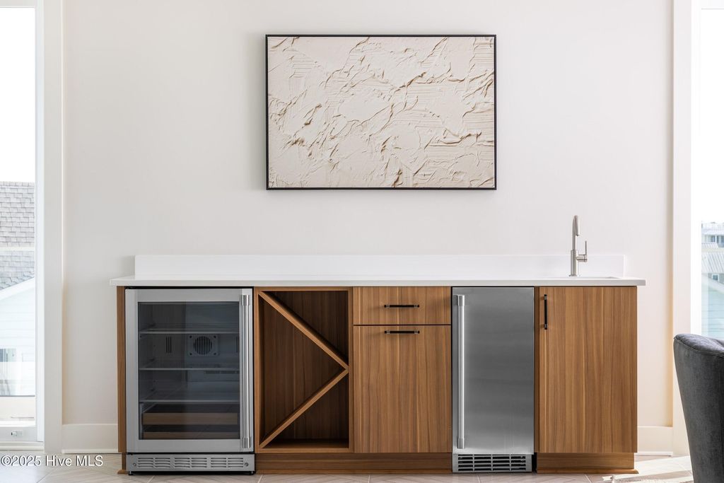 Image 14 of property listing at 1800 Canal Drive 401, Carolina Beach, NC 28428