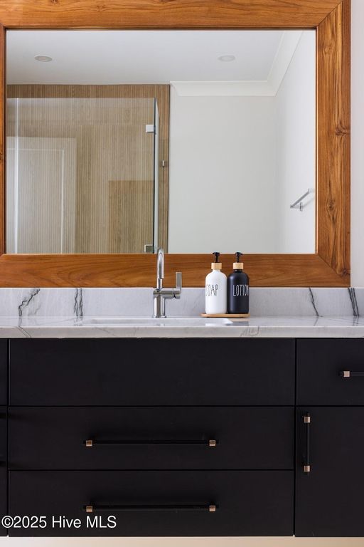 Image 21 of property listing at 1800 Canal Drive 401, Carolina Beach, NC 28428