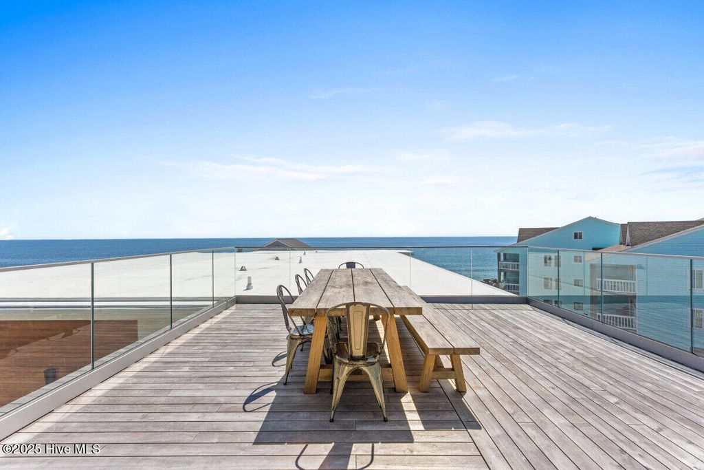 Image 26 of property listing at 1800 Canal Drive 401, Carolina Beach, NC 28428