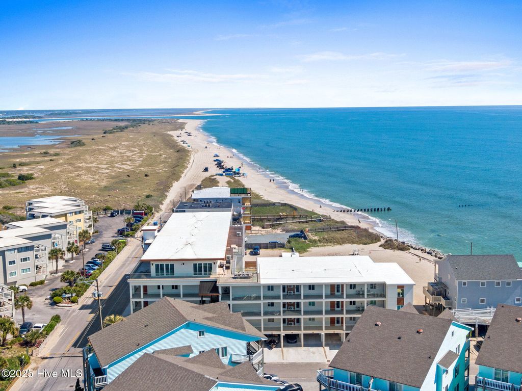 Image 36 of property listing at 1800 Canal Drive 401, Carolina Beach, NC 28428