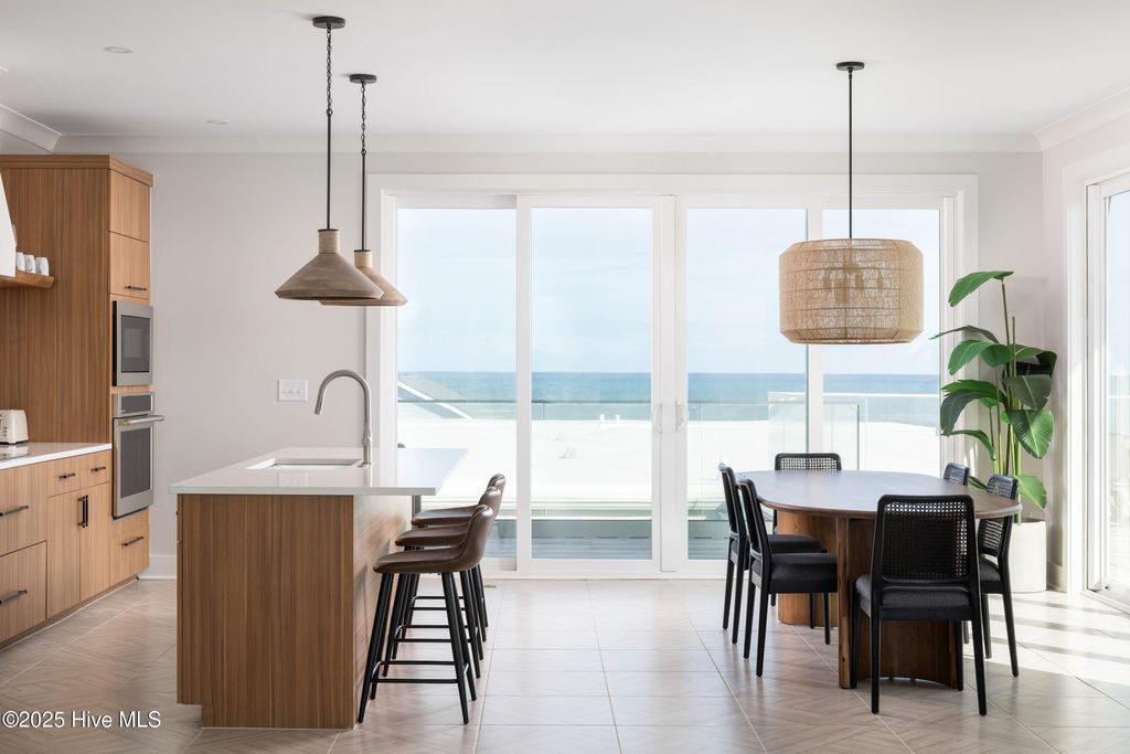 Image 6 of property listing at 1800 Canal Drive 401, Carolina Beach, NC 28428