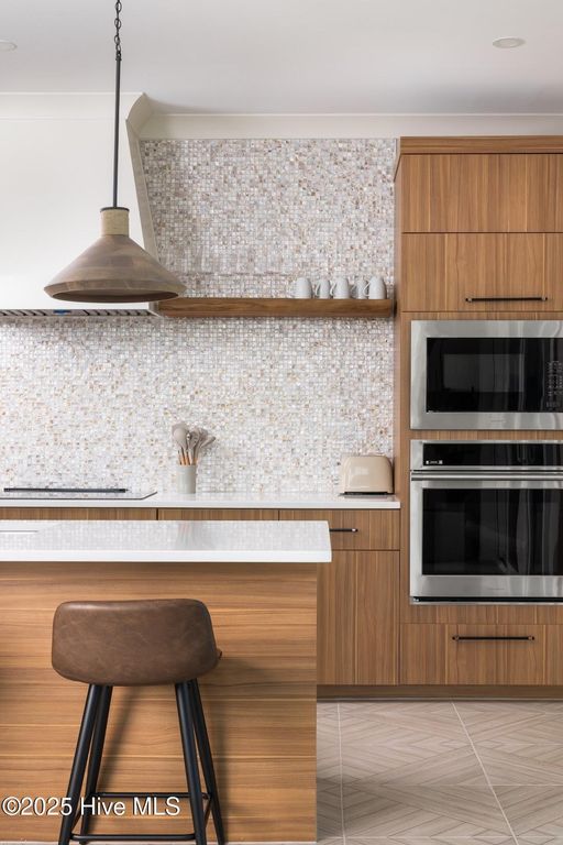 Image 7 of property listing at 1800 Canal Drive 401, Carolina Beach, NC 28428