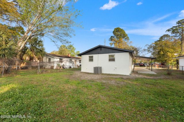 2270 W 11TH Street, Jacksonville, FL 32209