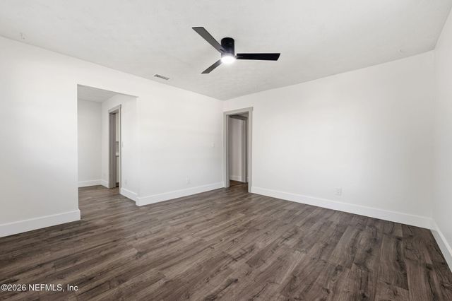 2270 W 11TH Street, Jacksonville, FL 32209