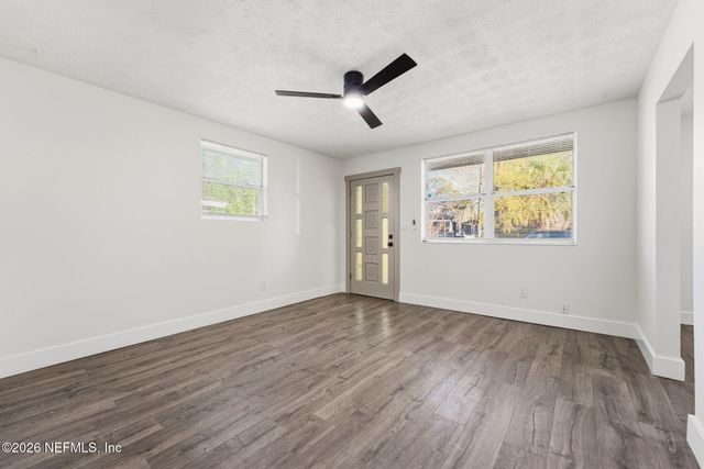 2270 W 11TH Street, Jacksonville, FL 32209