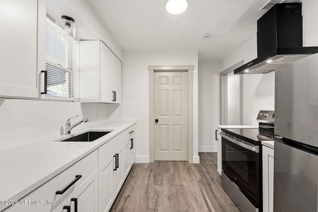 2270 W 11TH Street, Jacksonville, FL 32209