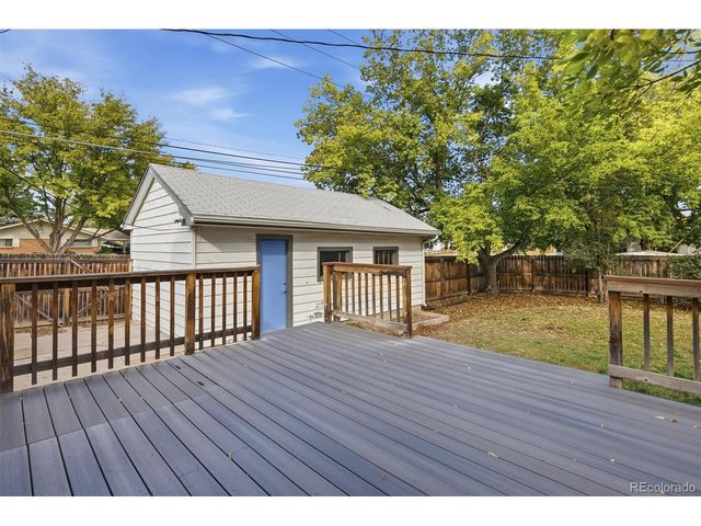 1800 S Steele St, Denver, CO 80210