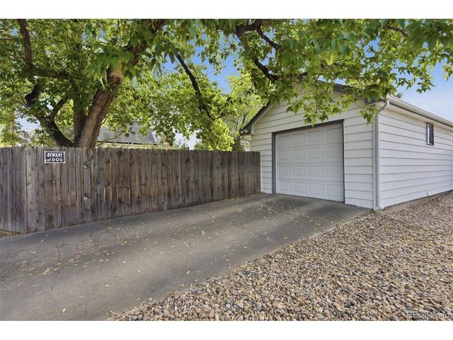 1800 S Steele St, Denver, CO 80210