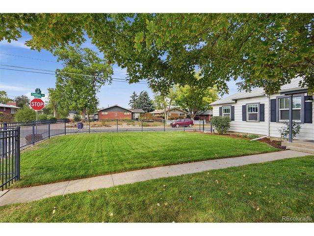 1800 S Steele St, Denver, CO 80210
