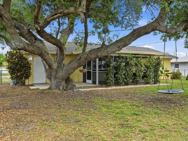 755 HARTFORD DRIVE NW, Port Charlotte, FL 33952