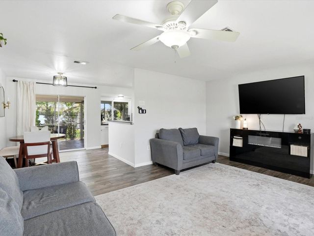 755 HARTFORD DRIVE NW, Port Charlotte, FL 33952