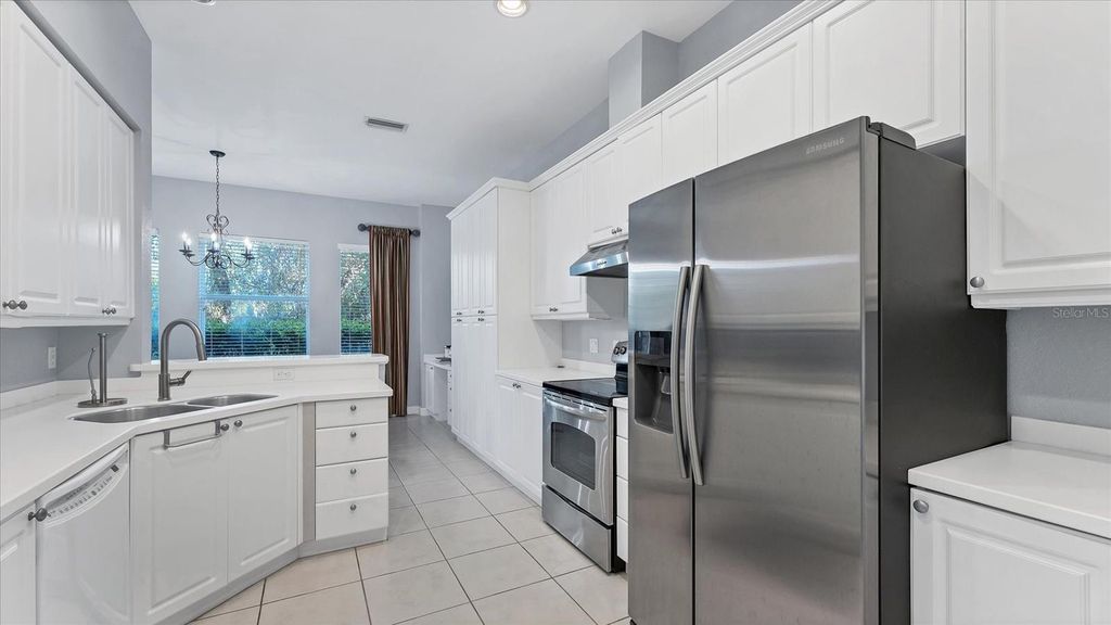 Image 12 of property listing at 5523 46TH COURT W NA, Bradenton, FL 34210