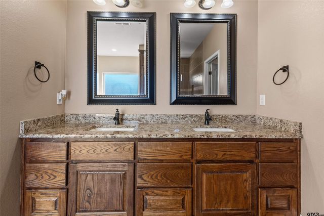 205 Vz County Road 4807, Ben Wheeler, TX 75754