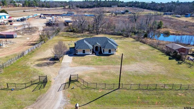 205 Vz County Road 4807, Ben Wheeler, TX 75754