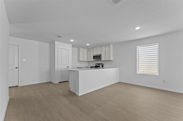 110 Ellendale PL, Fredericksburg, TX 78624