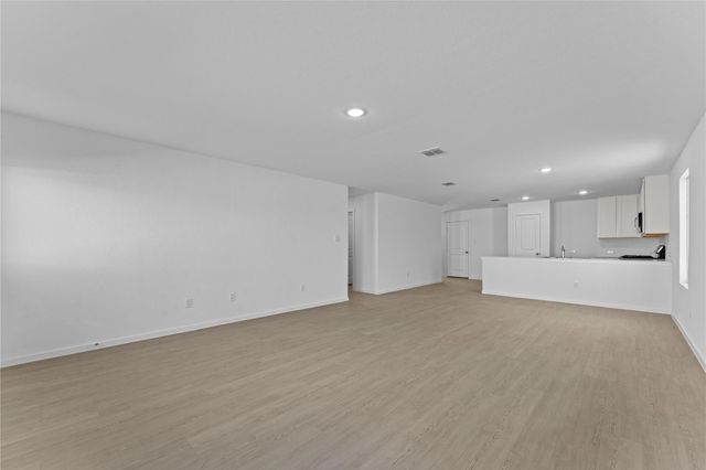 110 Ellendale PL, Fredericksburg, TX 78624
