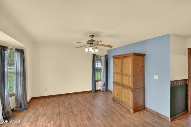 29443 Harriet Street, Millbury, OH 43447