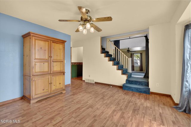 29443 Harriet Street, Millbury, OH 43447