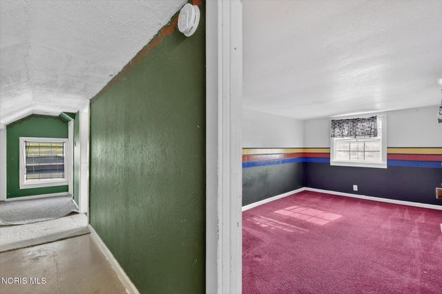 29443 Harriet Street, Millbury, OH 43447