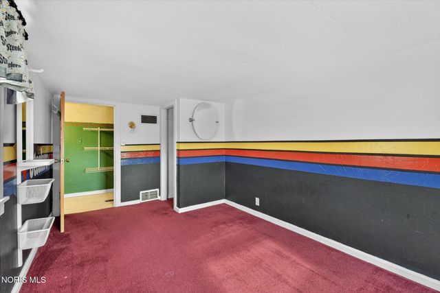 29443 Harriet Street, Millbury, OH 43447