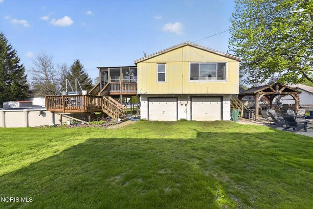 29443 Harriet Street, Millbury, OH 43447