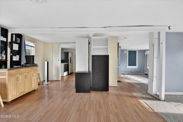 29443 Harriet Street, Millbury, OH 43447