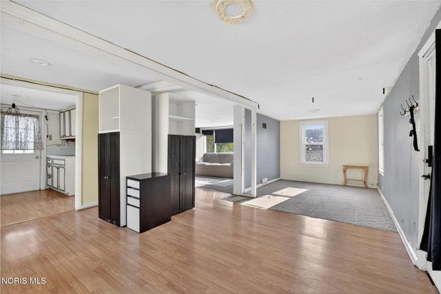 29443 Harriet Street, Millbury, OH 43447