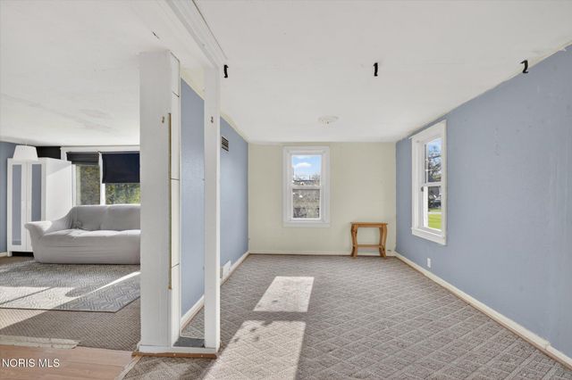 29443 Harriet Street, Millbury, OH 43447