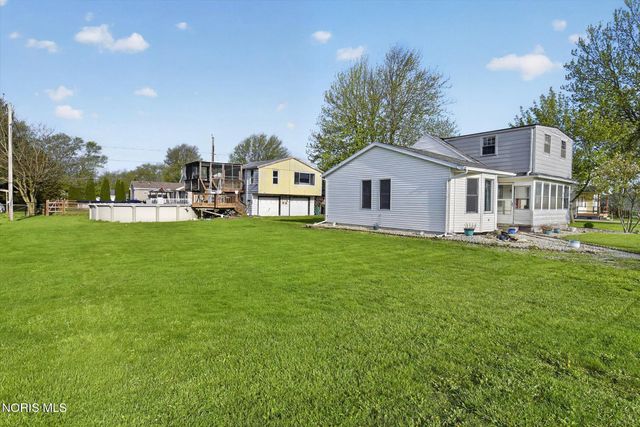 29443 Harriet Street, Millbury, OH 43447