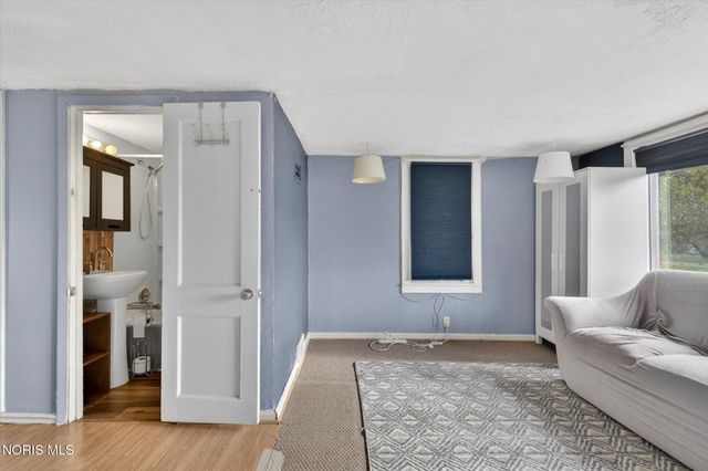 29443 Harriet Street, Millbury, OH 43447