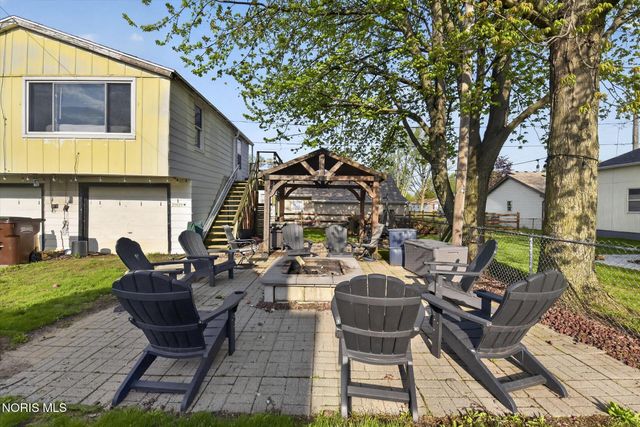 29443 Harriet Street, Millbury, OH 43447