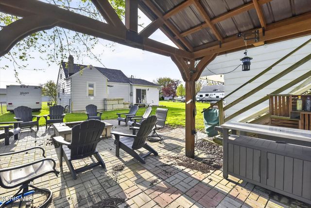 29443 Harriet Street, Millbury, OH 43447