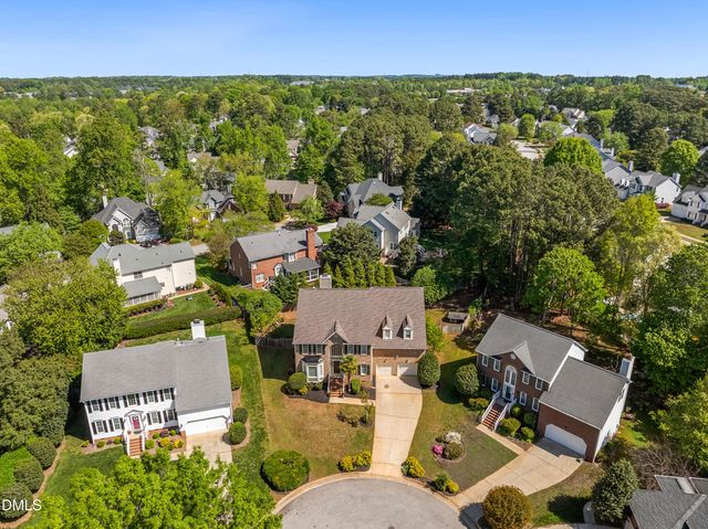 805 Cricketfield Lane, Cary, NC 27518