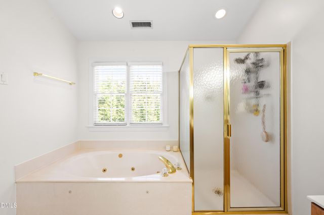 805 Cricketfield Lane, Cary, NC 27518