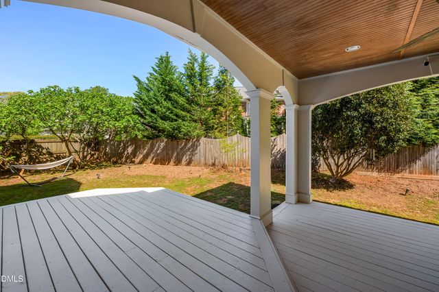 805 Cricketfield Lane, Cary, NC 27518