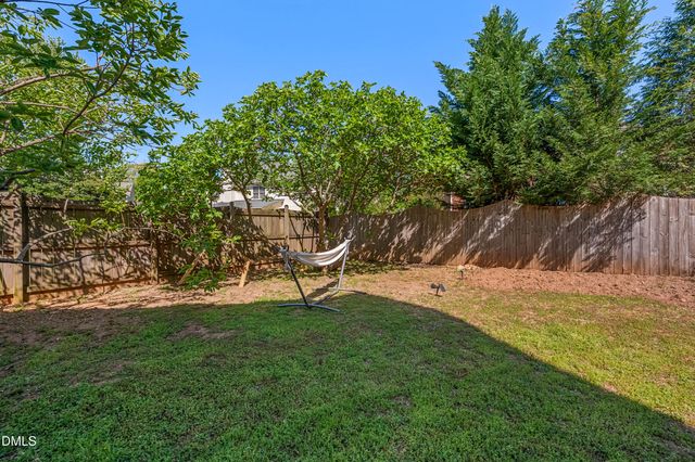 805 Cricketfield Lane, Cary, NC 27518