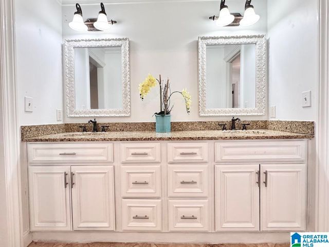 9595 HIGHWAY 17, Maylene, AL 35114