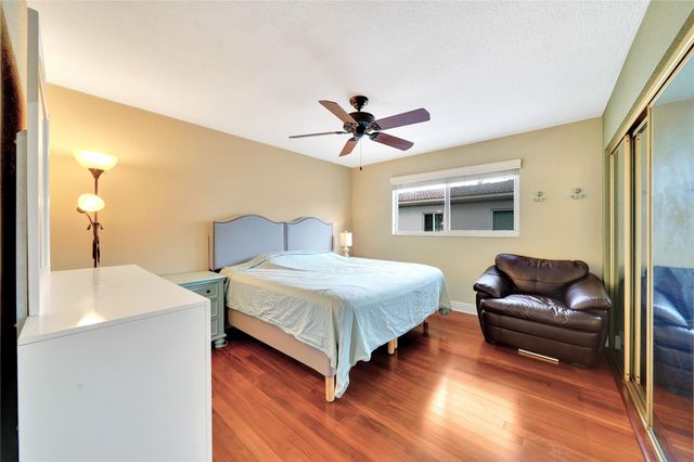 2701 Middle River Dr 11, Fort Lauderdale, FL 33306