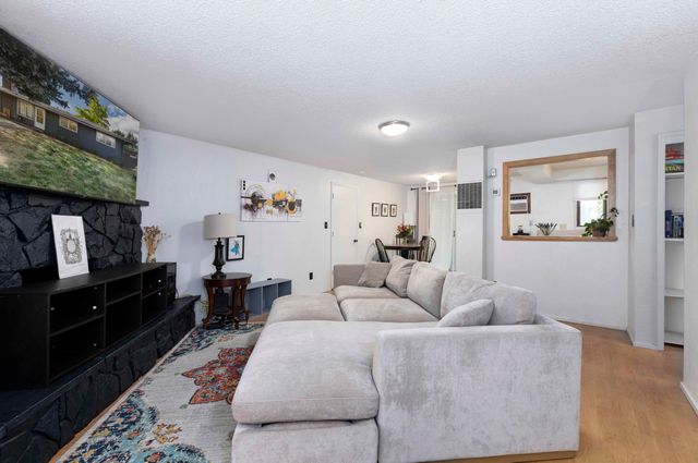 374 Cambridge Street, Ashland, OR 97520