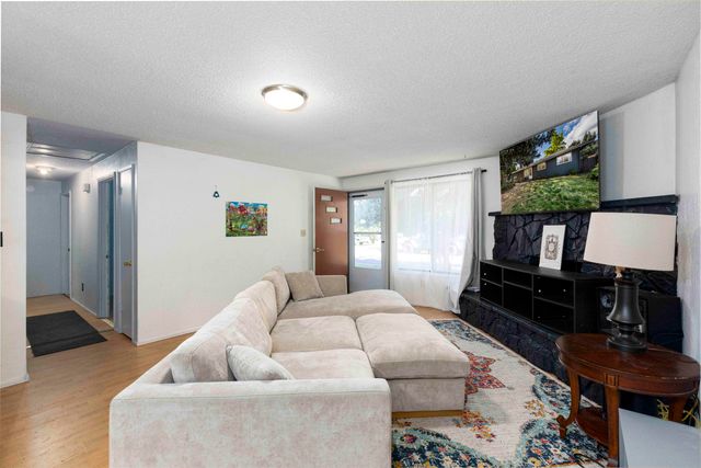 374 Cambridge Street, Ashland, OR 97520