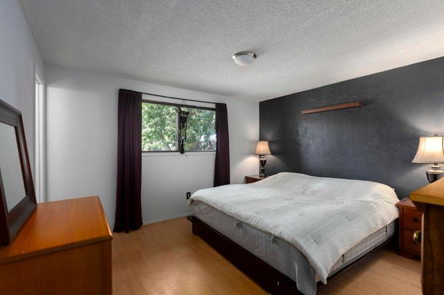 374 Cambridge Street, Ashland, OR 97520